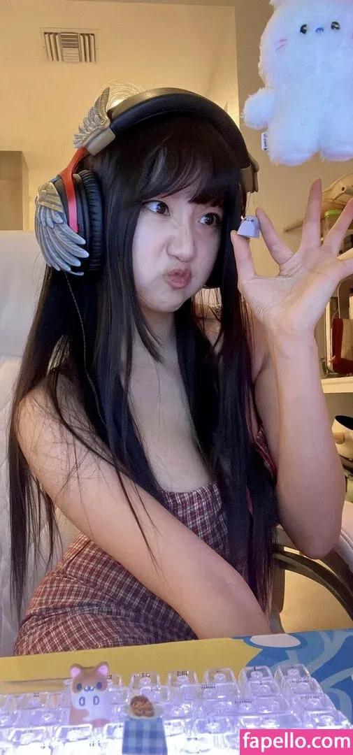 Aria Saki Onlyfans Photo Gallery 