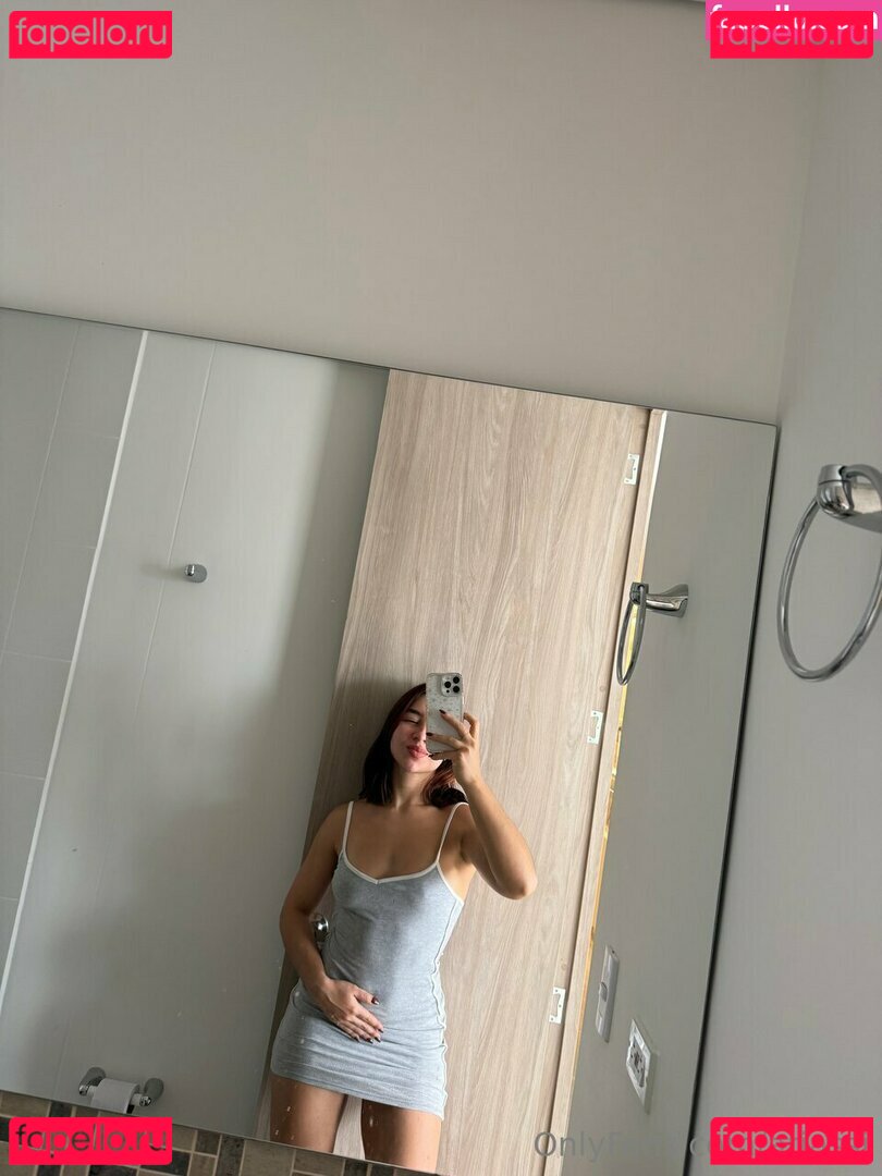 Danna Ricaurte Photo Gallery