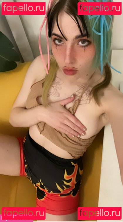 Dorian Electra Photo Gallery