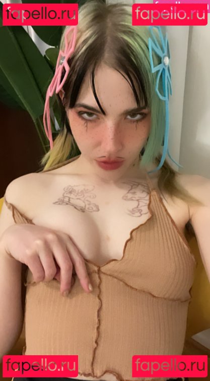 Dorian Electra Photo Gallery