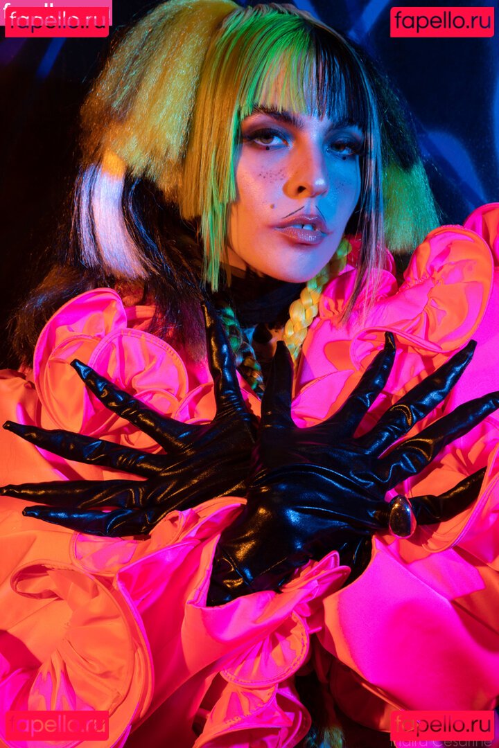 Dorian Electra Photo Gallery