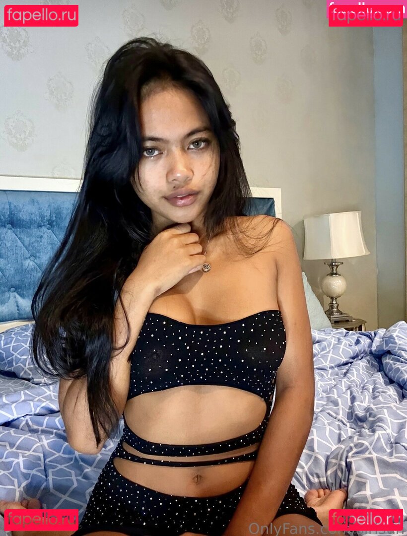 Siri Sun Photo Gallery