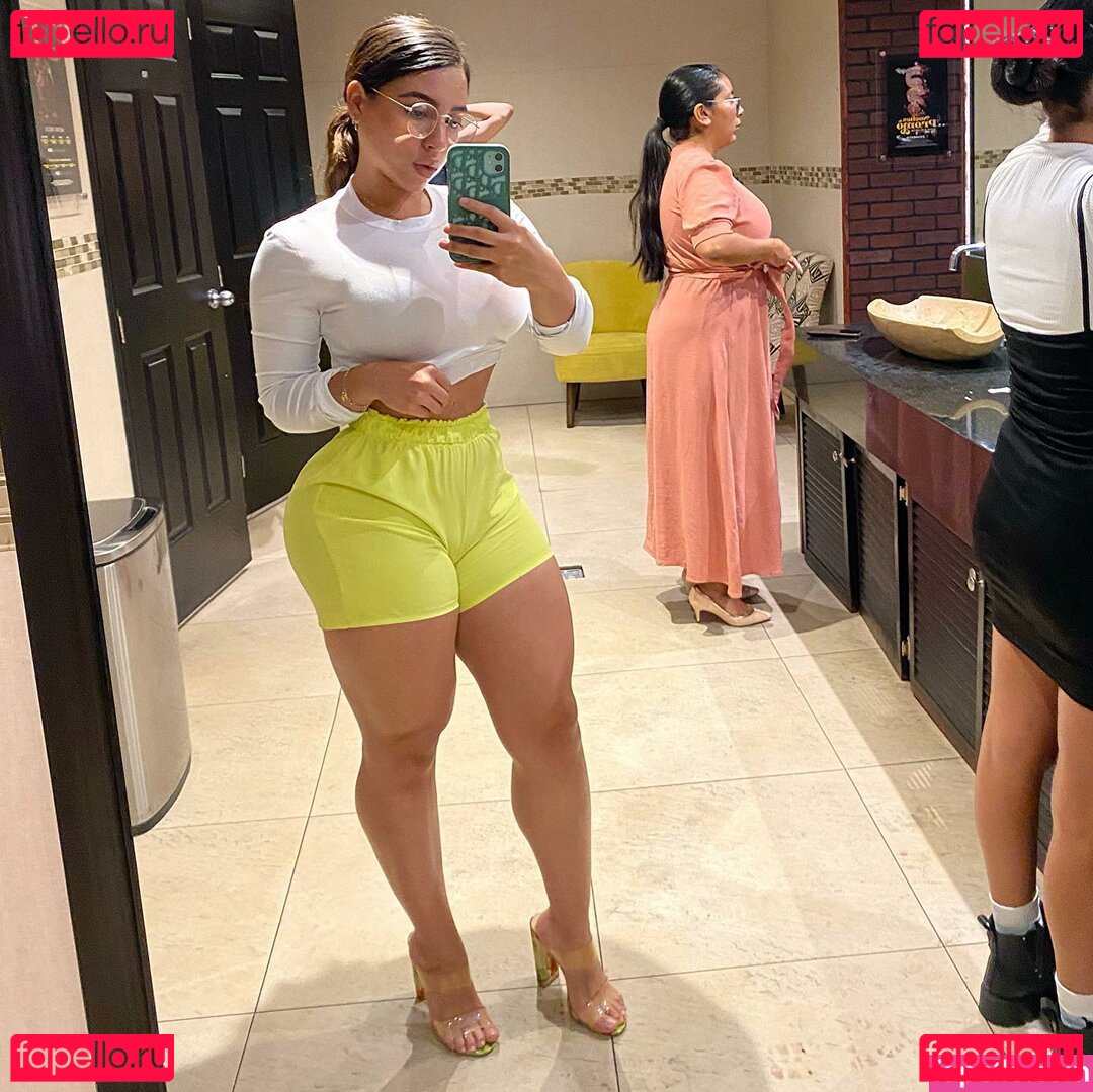 Josseline Garcia Photo Gallery