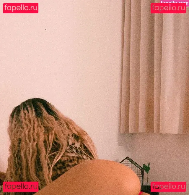 Magraku Onlyfans Photo Gallery 