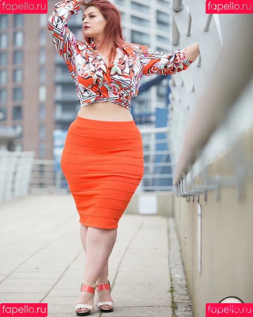 Ioana Chira Onlyfans Photo Gallery 