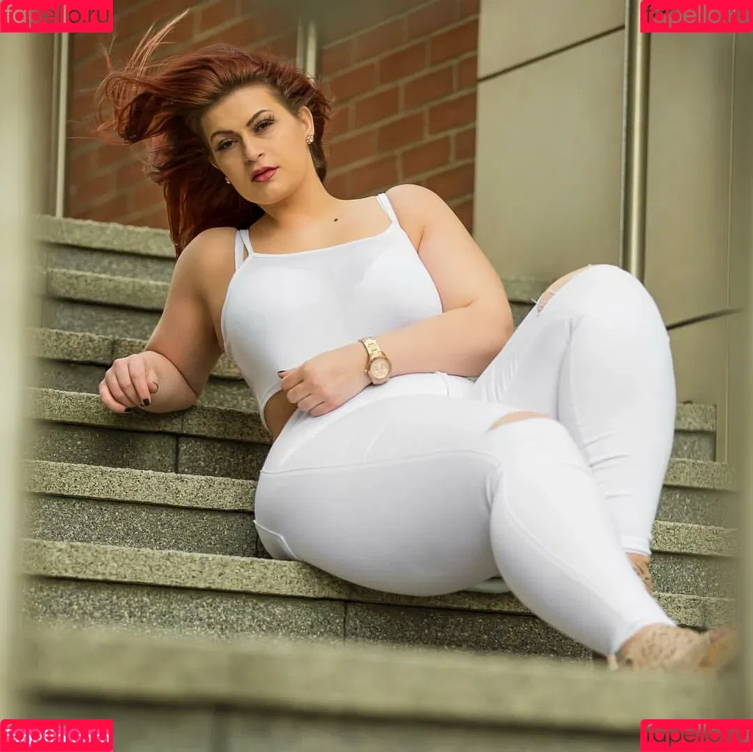 Ioana Chira Onlyfans Photo Gallery 