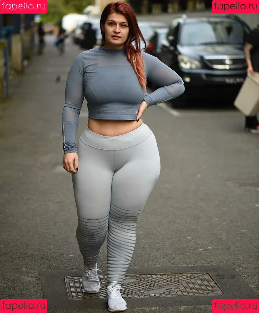 Ioana Chira Onlyfans Photo Gallery 