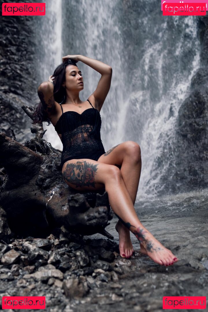 Nadinaamina Photo Gallery