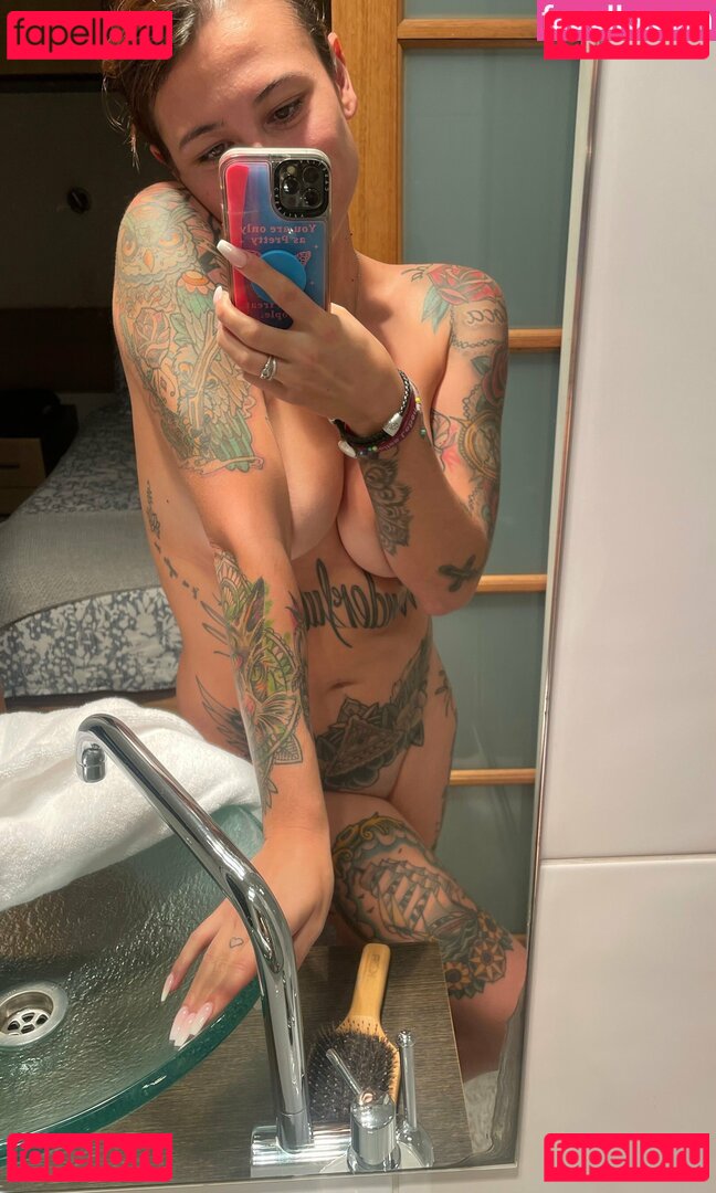 Nadinaamina Photo Gallery