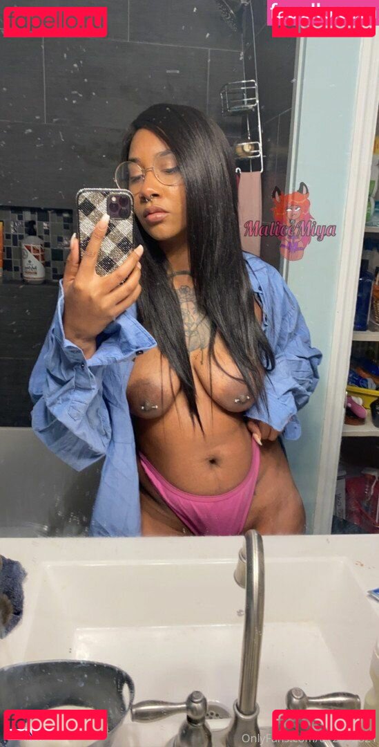 Malice Miya Nude Onlyfans Photo 34