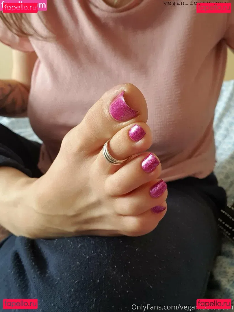 veganfootqueen Onlyfans Photo Gallery 