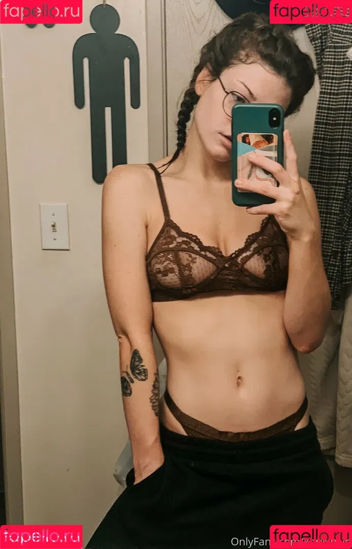 k_lynlyn Onlyfans Photo Gallery 