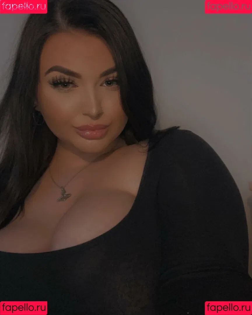 Katie Kerman Onlyfans Photo Gallery 