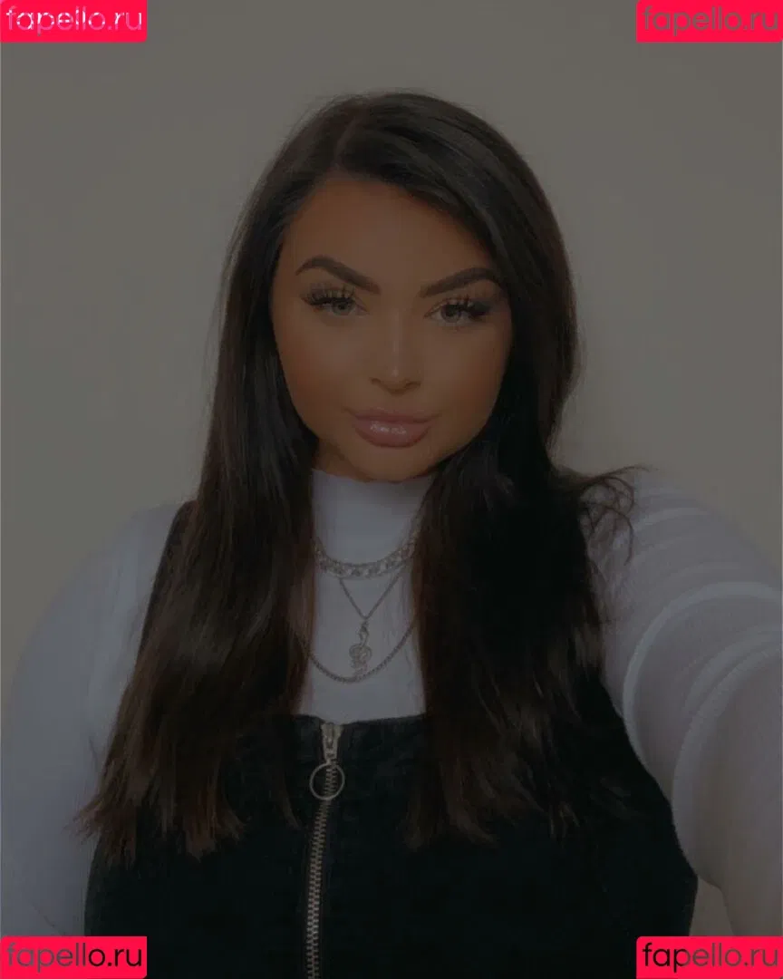 Katie Kerman Onlyfans Photo Gallery 