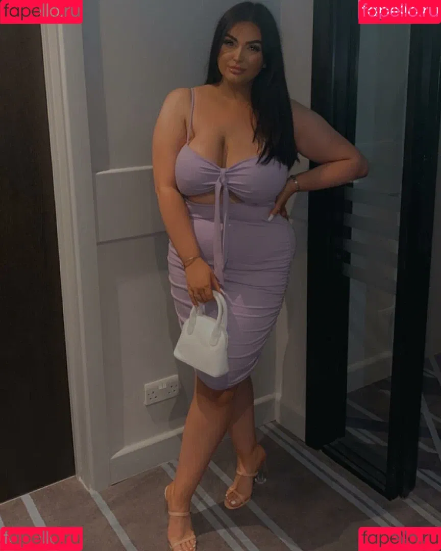 Katie Kerman Onlyfans Photo Gallery 