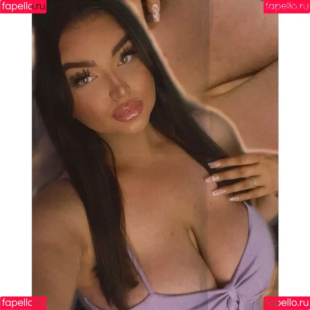 Katie Kerman Onlyfans Photo Gallery 