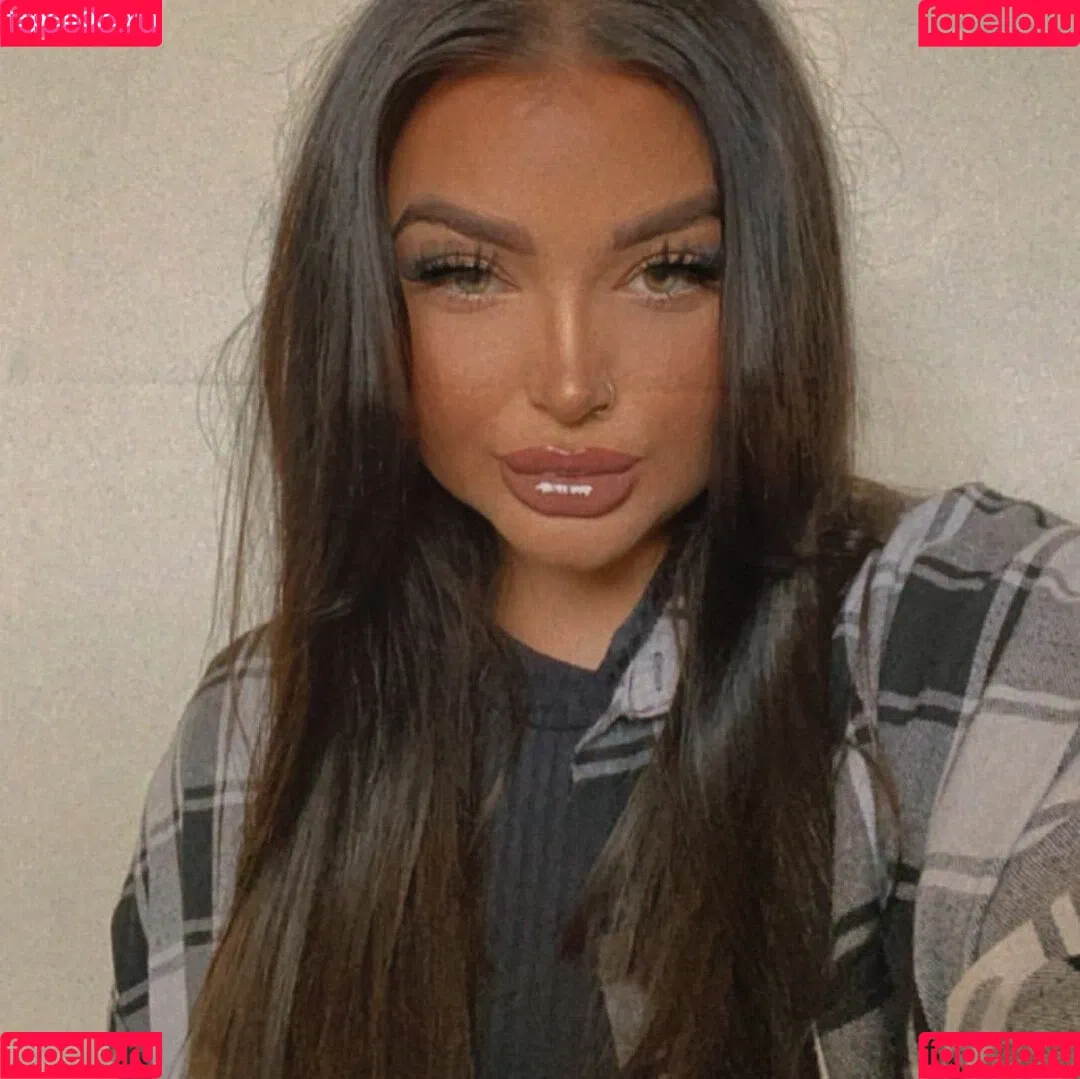 Katie Kerman Onlyfans Photo Gallery 
