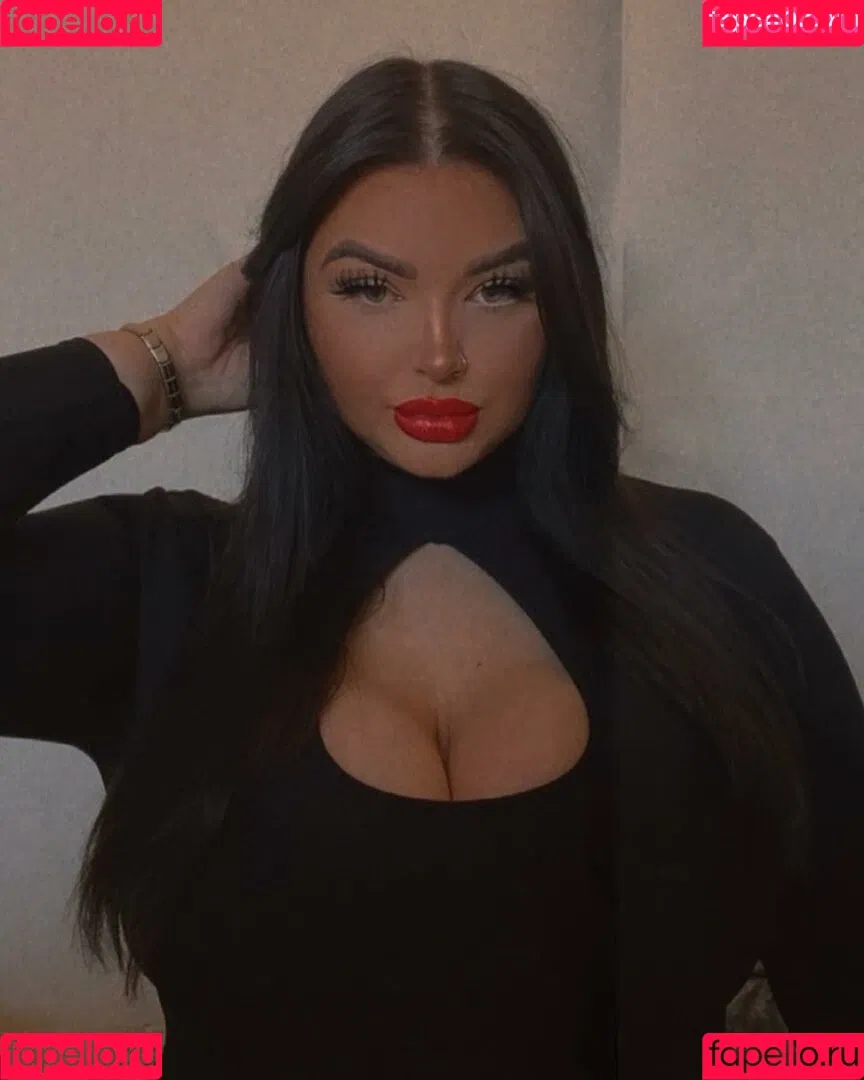 Katie Kerman Onlyfans Photo Gallery 