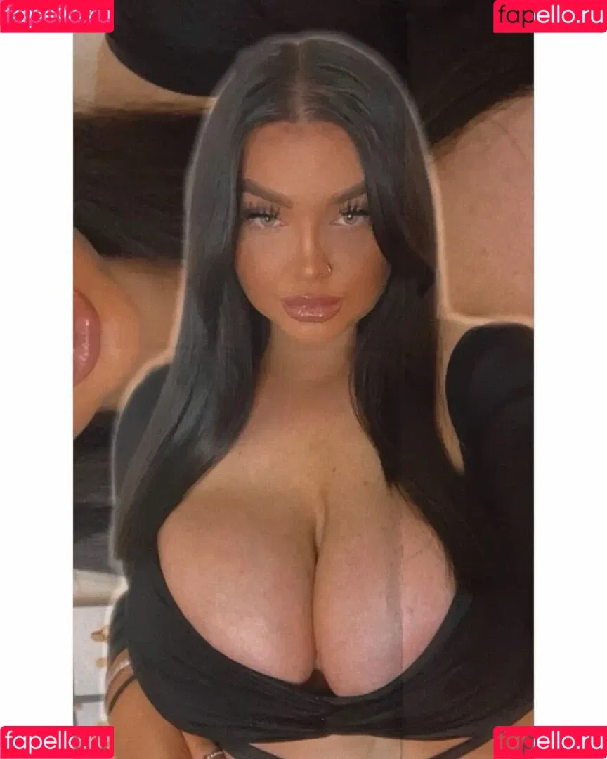 Katie Kerman Onlyfans Photo Gallery 