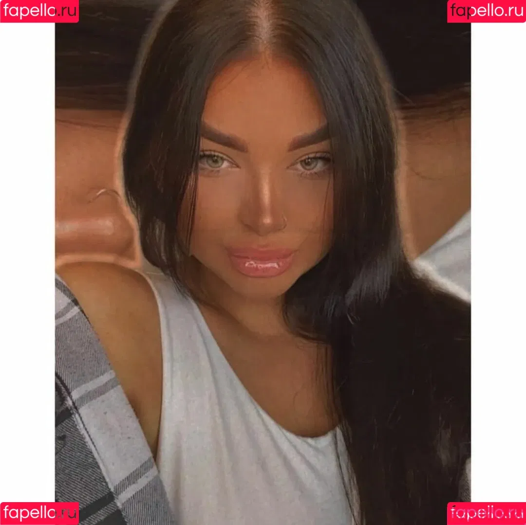 Katie Kerman Onlyfans Photo Gallery 