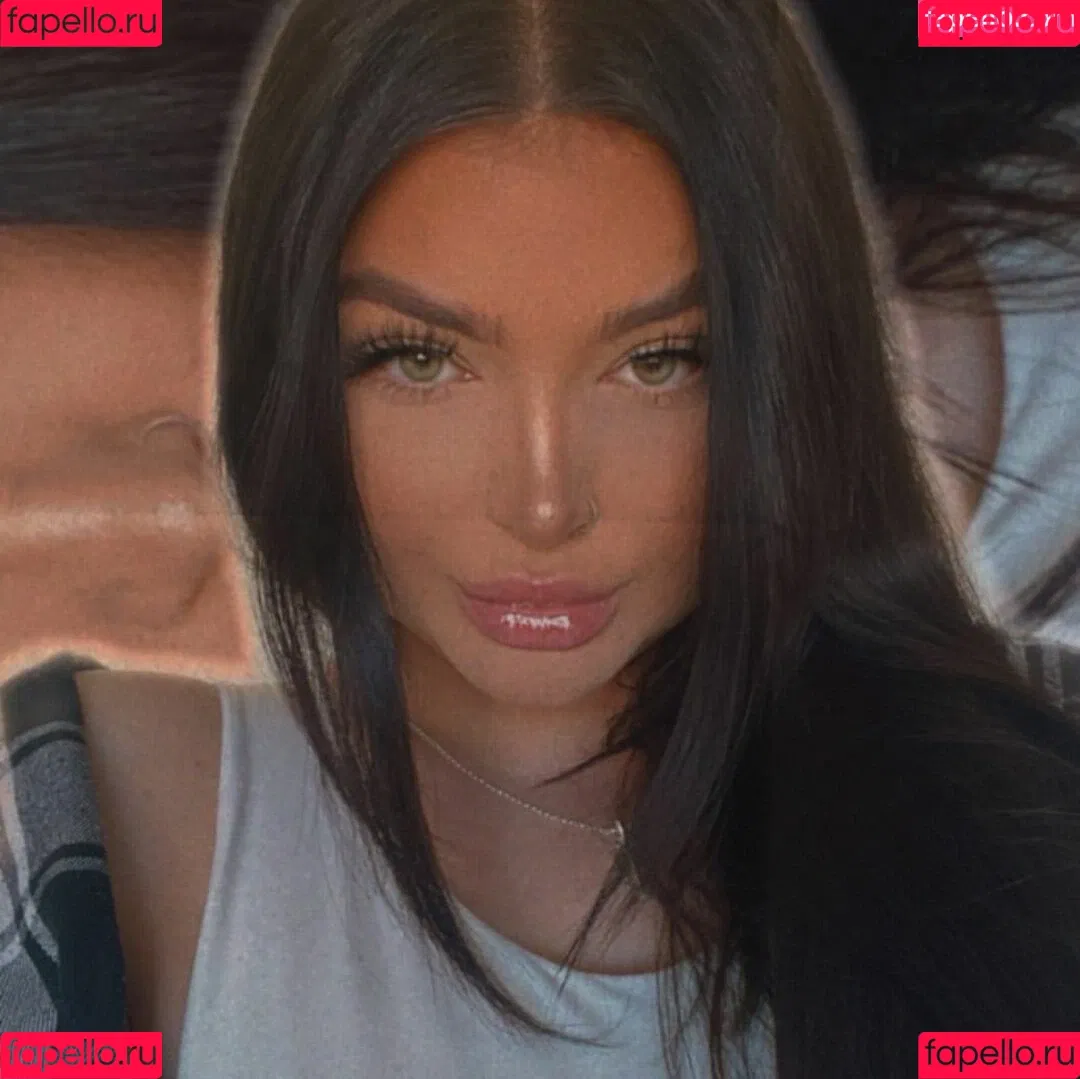 Katie Kerman Onlyfans Photo Gallery 