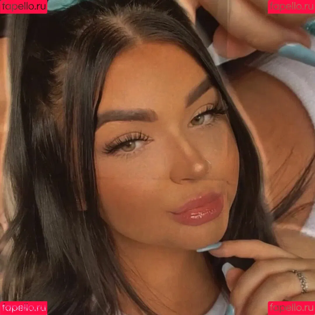 Katie Kerman Onlyfans Photo Gallery 