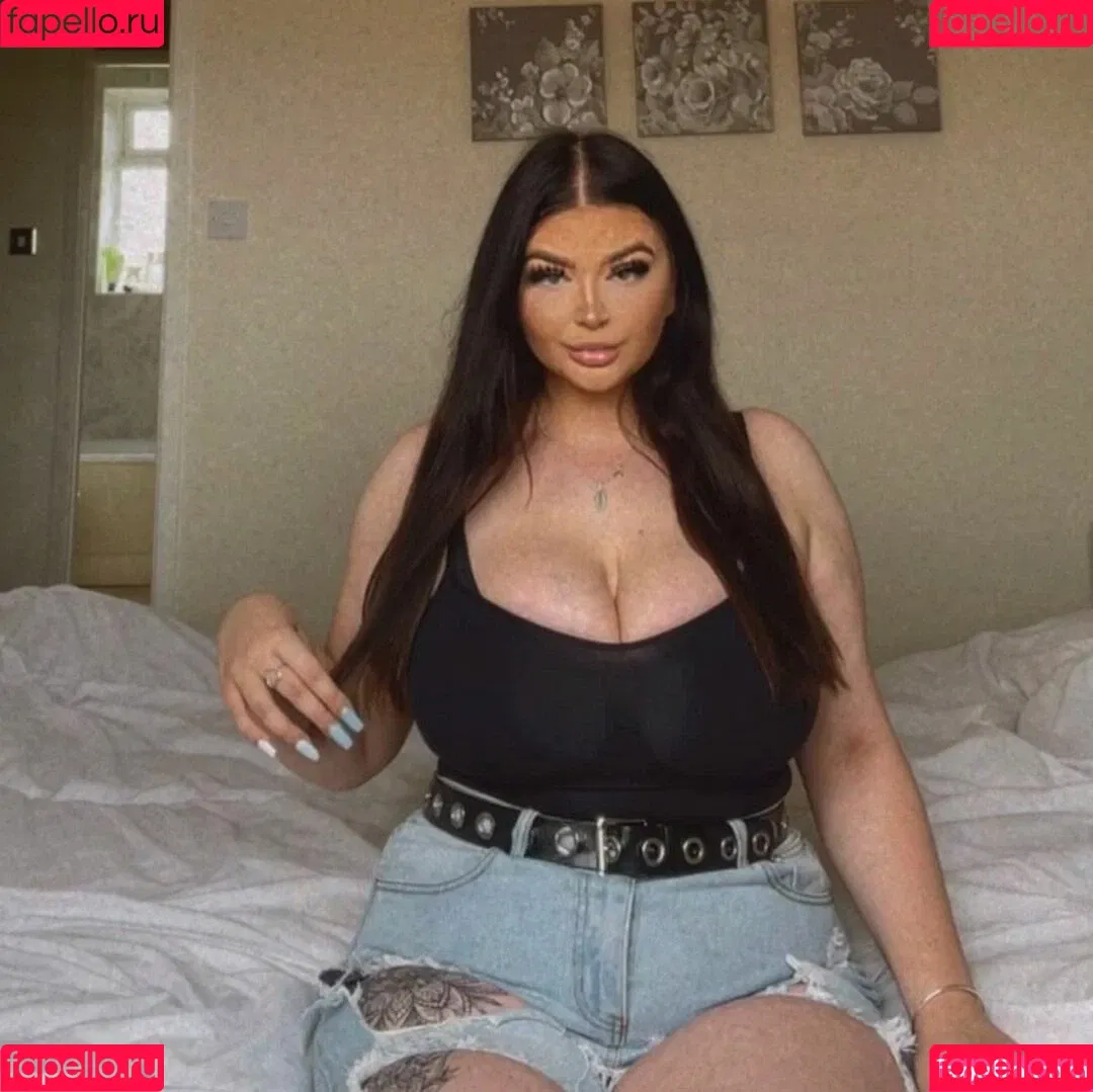 Katie Kerman Onlyfans Photo Gallery 