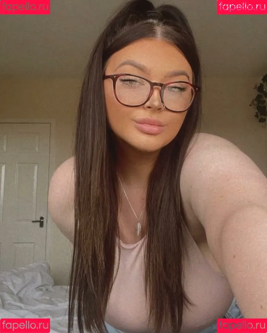 Katie Kerman Onlyfans Photo Gallery 