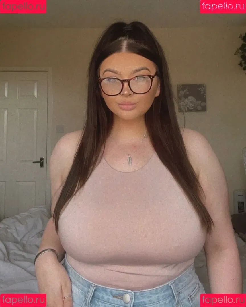 Katie Kerman Onlyfans Photo Gallery 