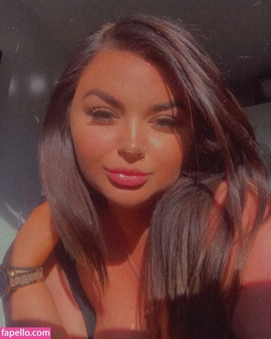 Katie Kerman Onlyfans Photo Gallery 