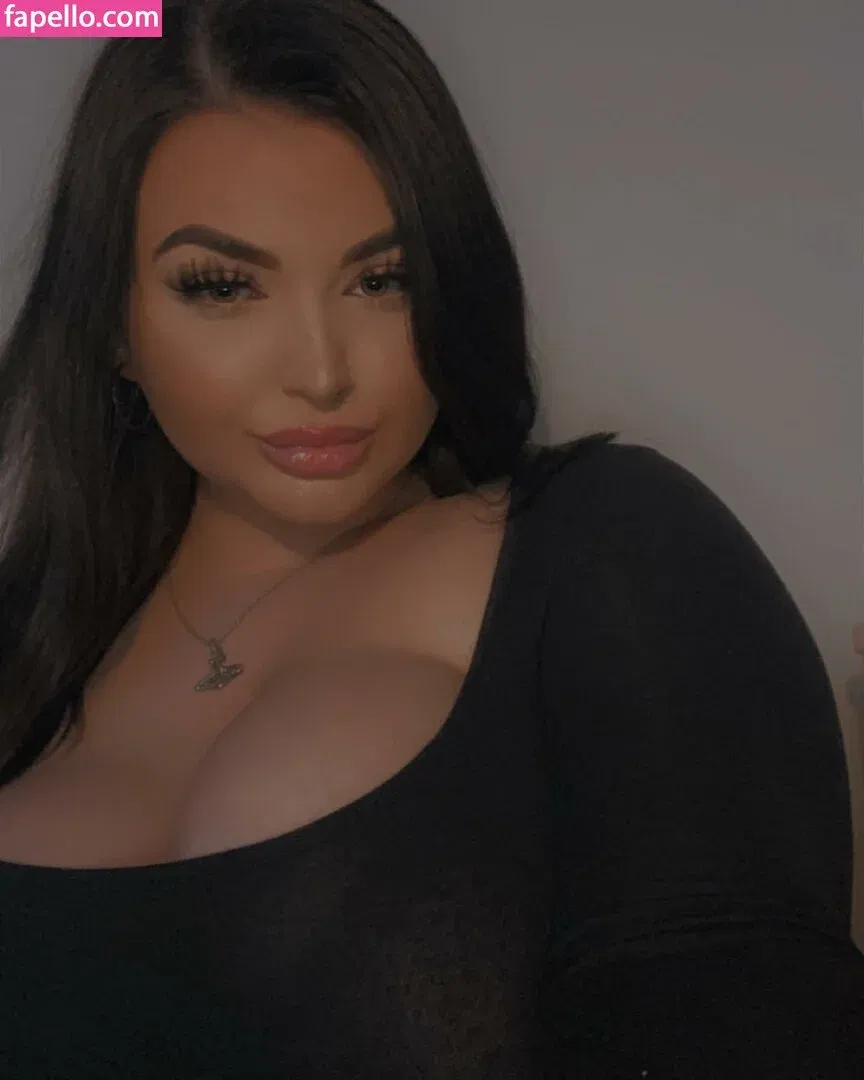 Katie Kerman Onlyfans Photo Gallery 