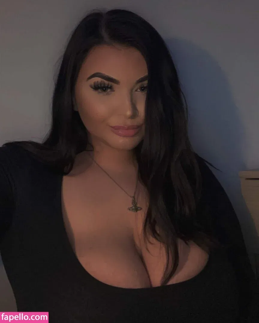 Katie Kerman Onlyfans Photo Gallery 