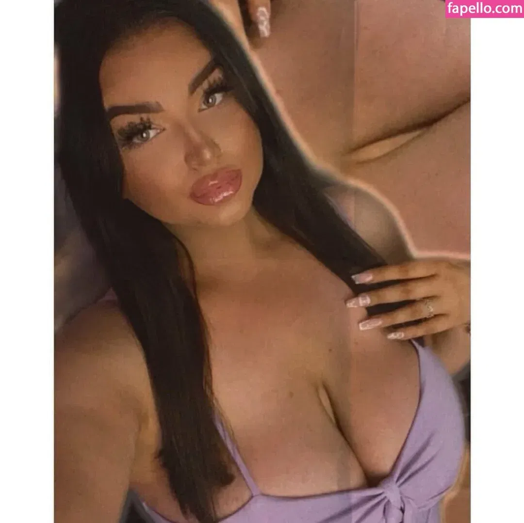 Katie Kerman Onlyfans Photo Gallery 