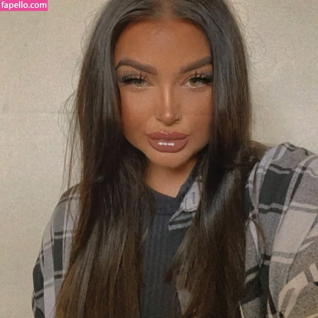 Katie Kerman Onlyfans Photo Gallery 