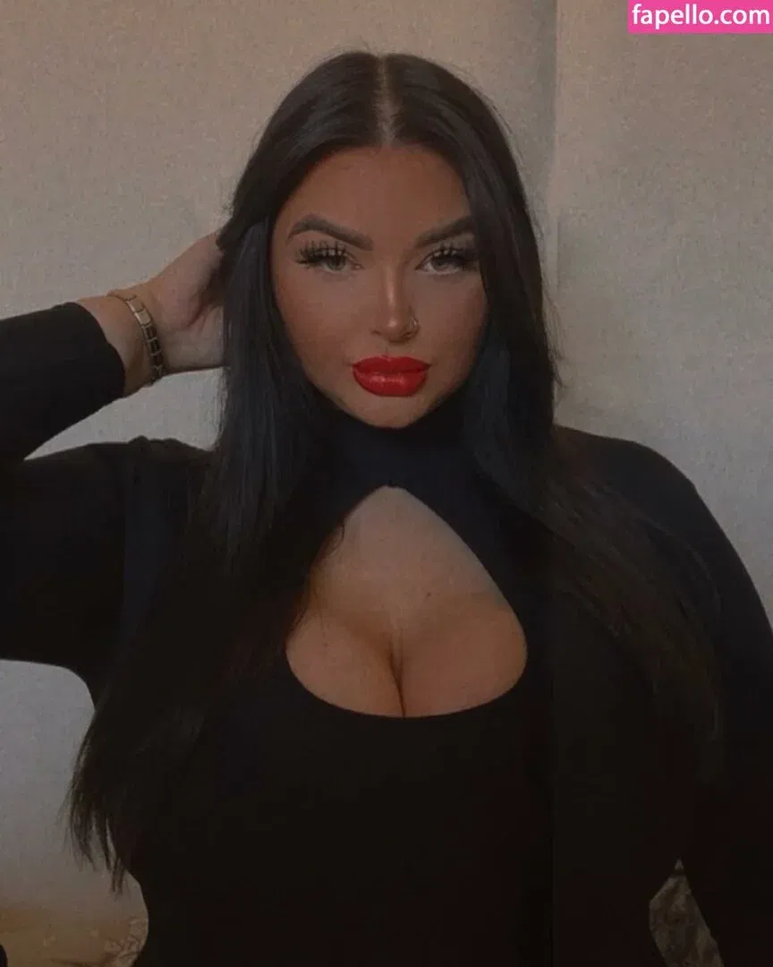 Katie Kerman Onlyfans Photo Gallery 