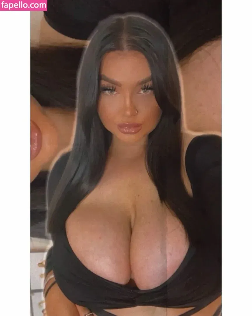 Katie Kerman Onlyfans Photo Gallery 