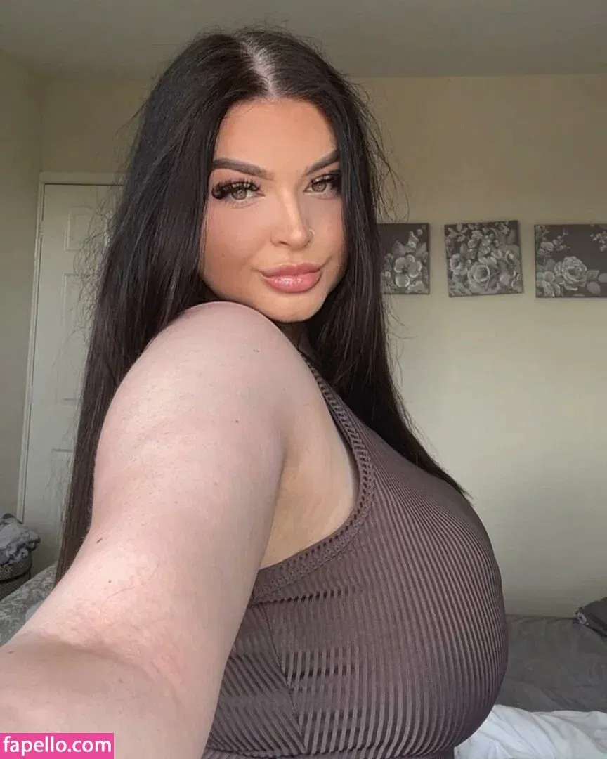 Katie Kerman Onlyfans Photo Gallery 