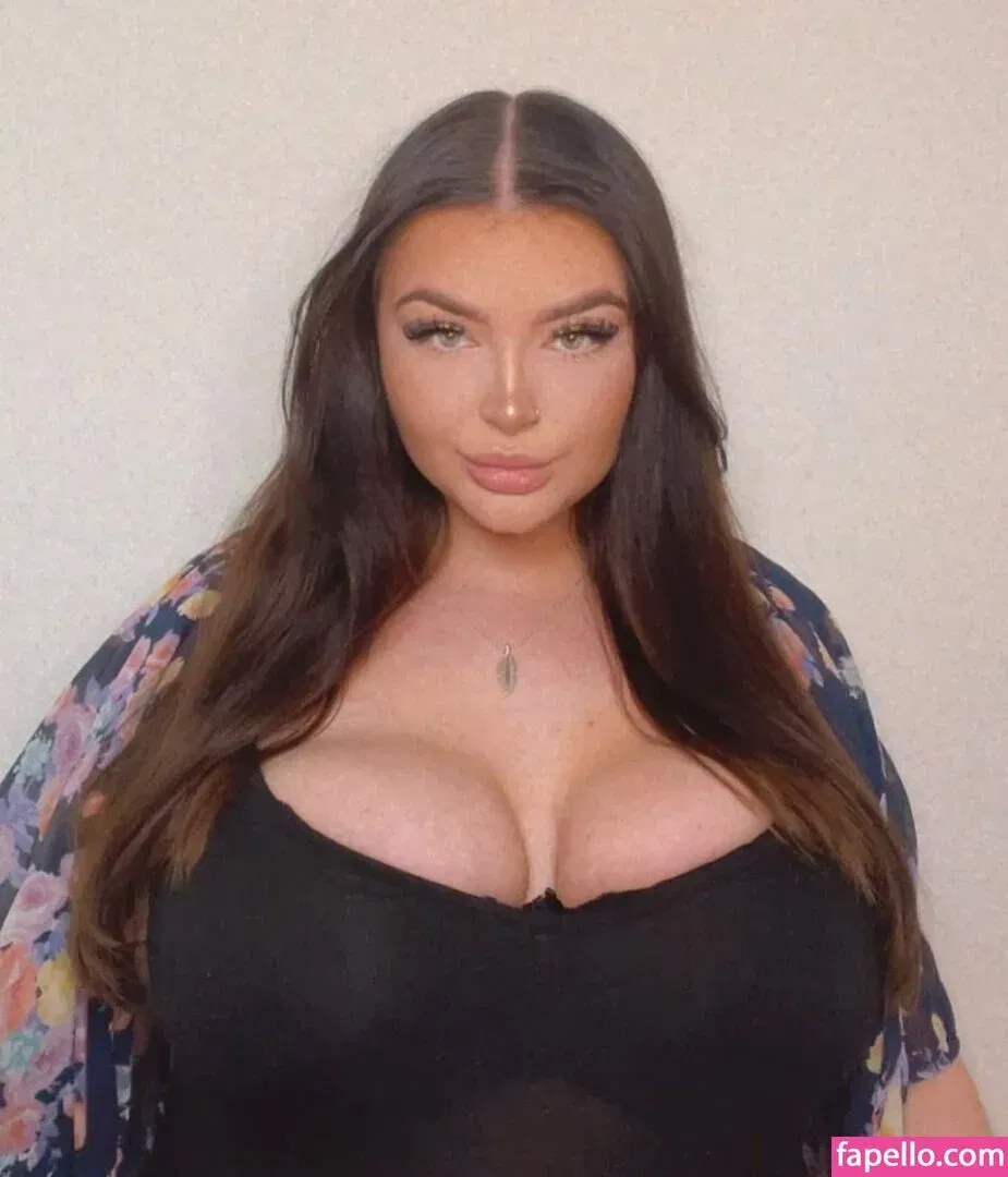 Katie Kerman Onlyfans Photo Gallery 