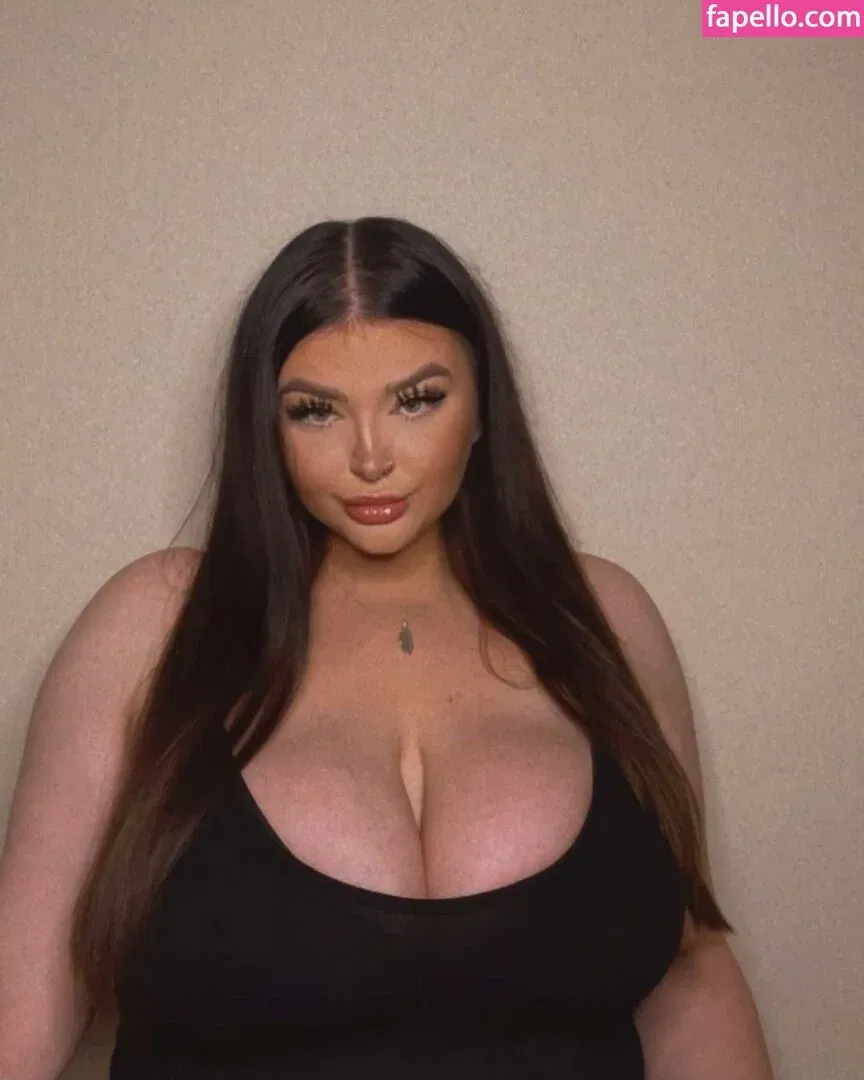 Katie Kerman Onlyfans Photo Gallery 