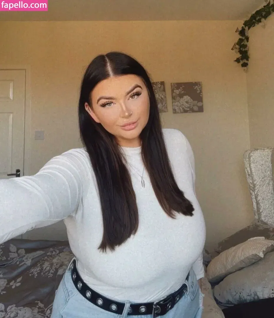 Katie Kerman Onlyfans Photo Gallery 