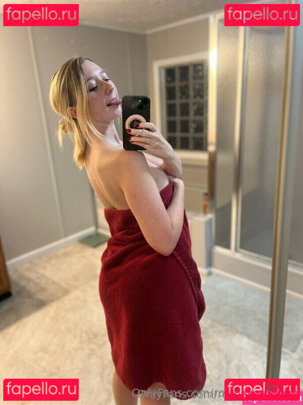 Roseyyycheeks Nude Onlyfans Photo 16