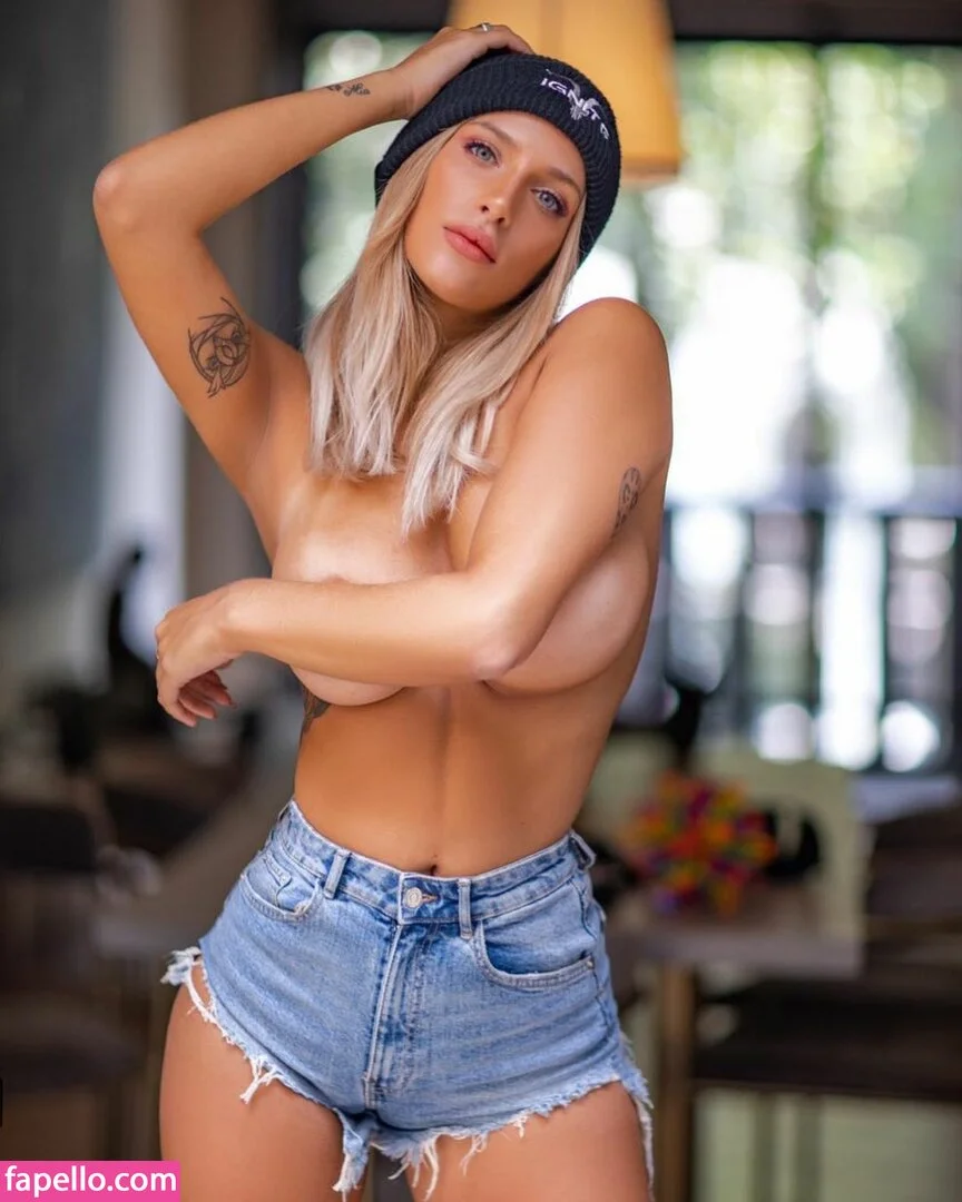 Antonella Mantovano Onlyfans Photo Gallery 