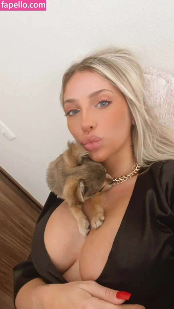 Antonella Mantovano Onlyfans Photo Gallery 