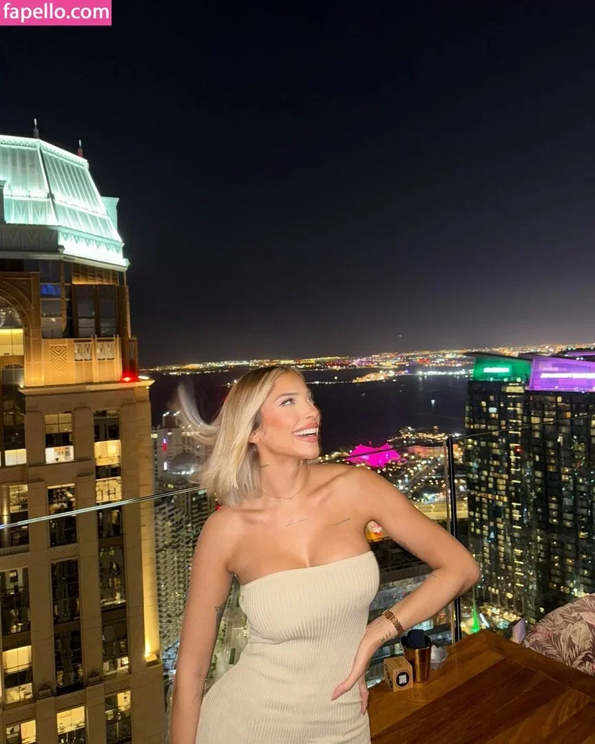 Antonella Mantovano Onlyfans Photo Gallery 