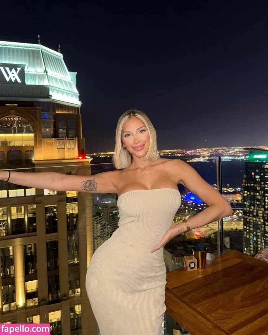 Antonella Mantovano Onlyfans Photo Gallery 