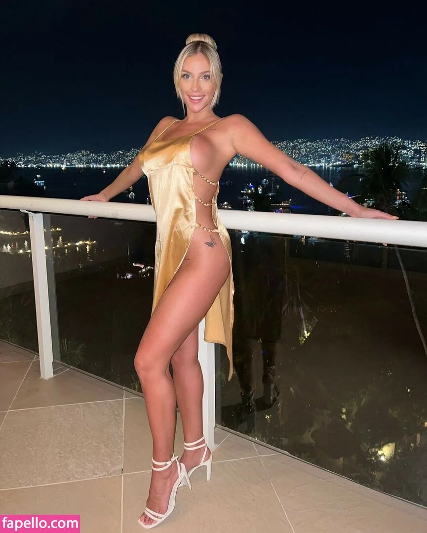 Antonella Mantovano Onlyfans Photo Gallery 