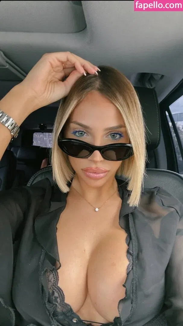 Antonella Mantovano Onlyfans Photo Gallery 