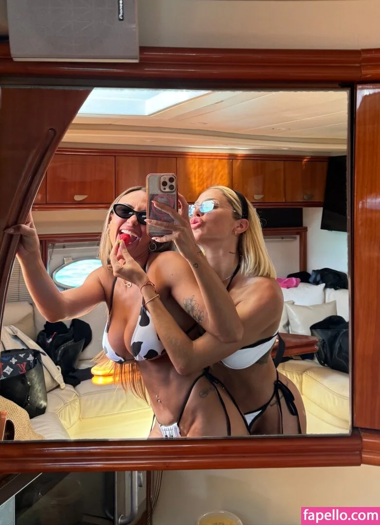 Antonella Mantovano Onlyfans Photo Gallery 