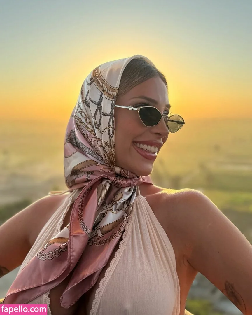 Antonella Mantovano Onlyfans Photo Gallery 