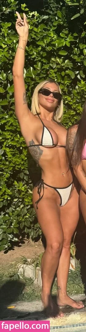 Antonella Mantovano Onlyfans Photo Gallery 